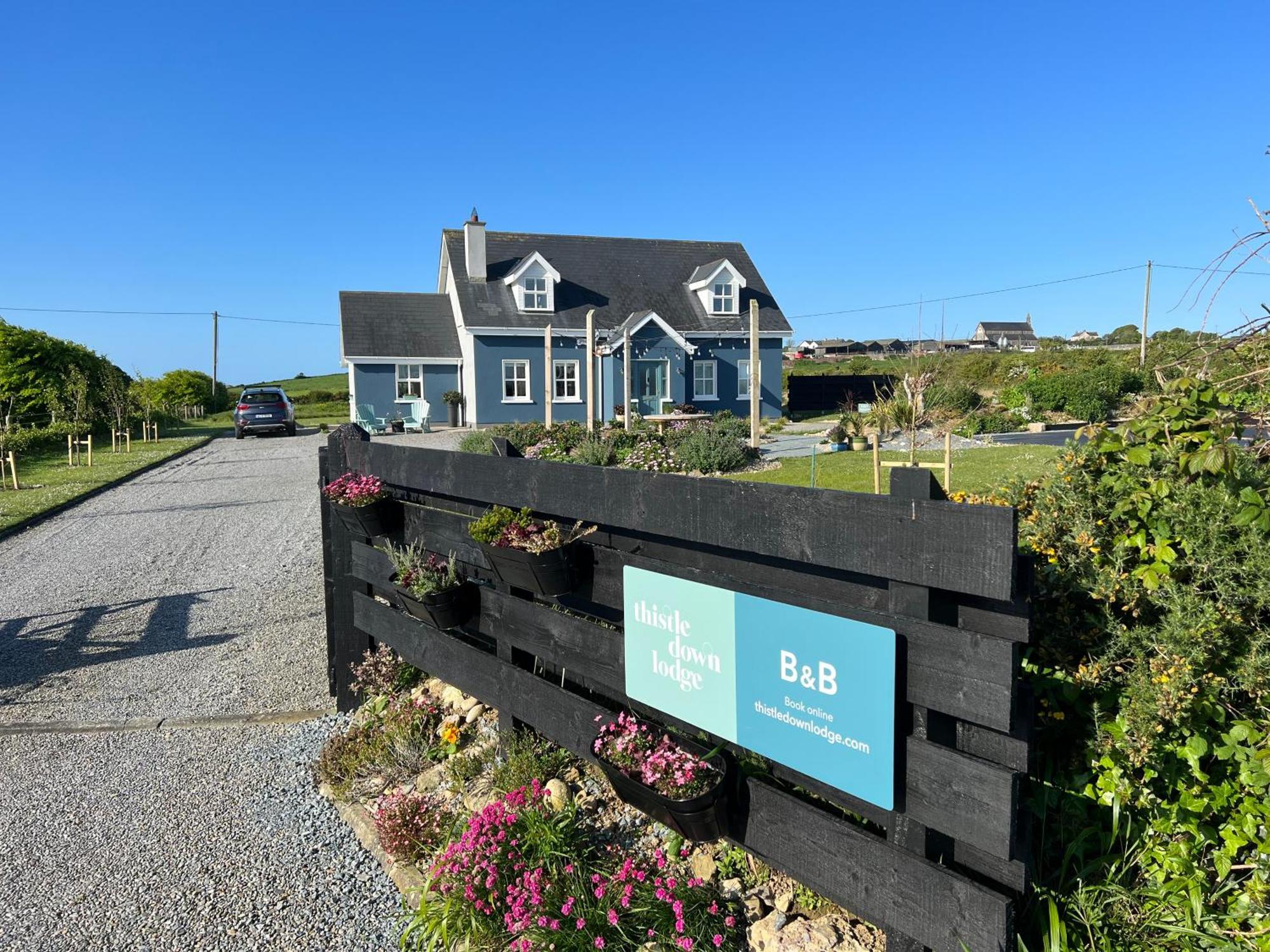 Thistledown Lodge Fethard on Sea Exterior foto